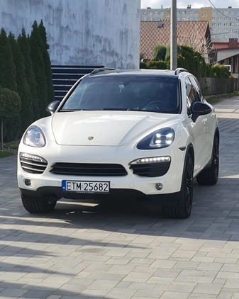 Porsche Cayenne cena 99900 przebieg: 350000, rok produkcji 2011 z Biecz małe 352